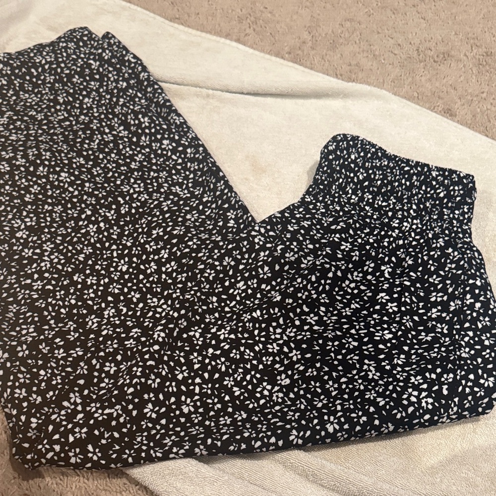 Black and White Patterned Pants